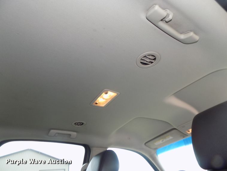 image for item DG2463 2013 GMC Yukon XL SLT SUV