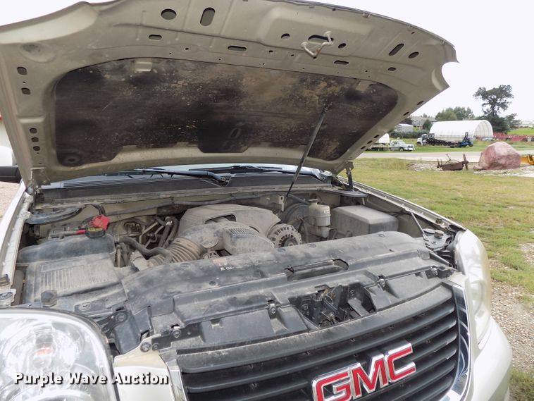 image for item DG2463 2013 GMC Yukon XL SLT SUV