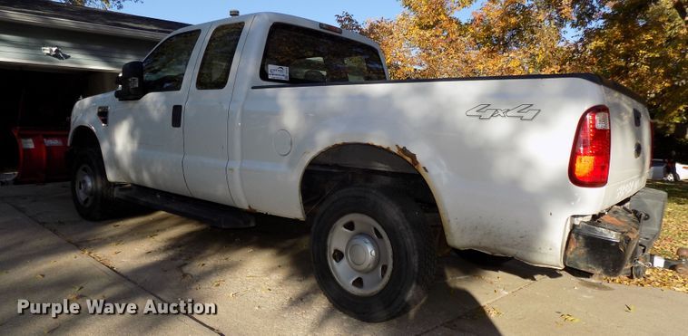 image for item DG2475 2008 Ford F250 Super Duty SuperCab pickup truck
