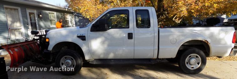 image for item DG2475 2008 Ford F250 Super Duty SuperCab pickup truck