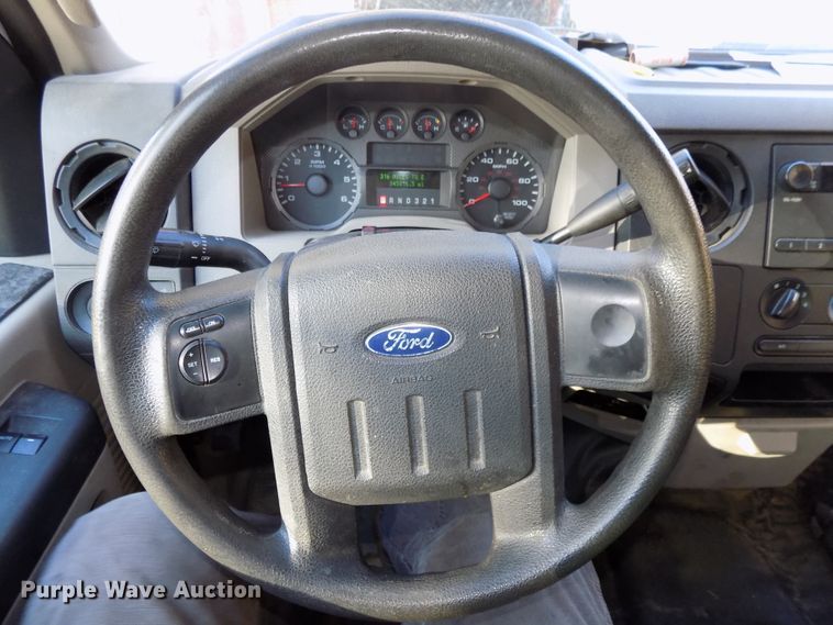 image for item DG2475 2008 Ford F250 Super Duty SuperCab pickup truck