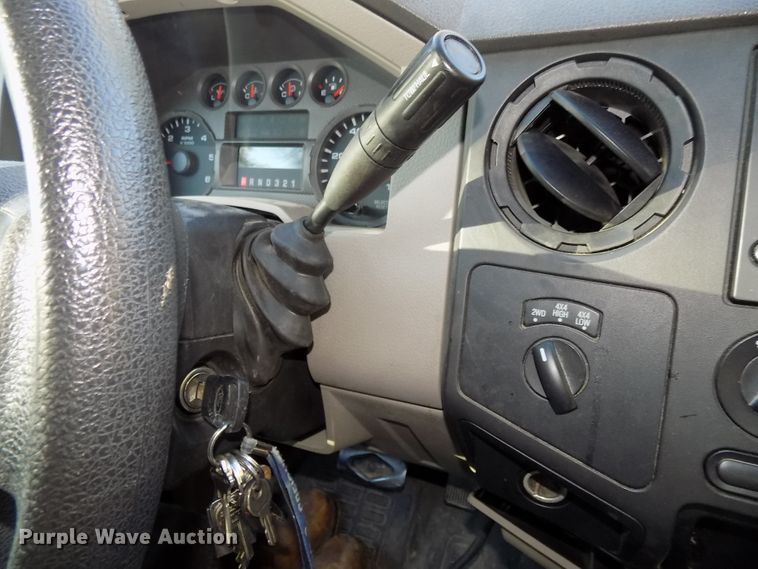 image for item DG2475 2008 Ford F250 Super Duty SuperCab pickup truck