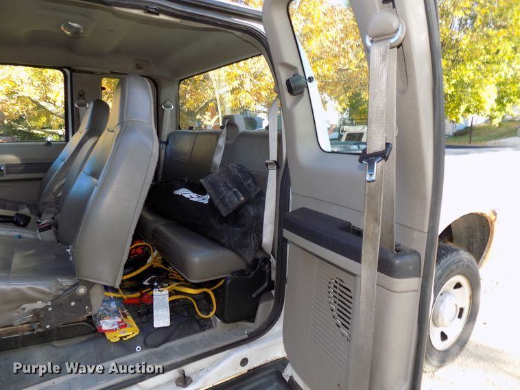 image for item DG2475 2008 Ford F250 Super Duty SuperCab pickup truck