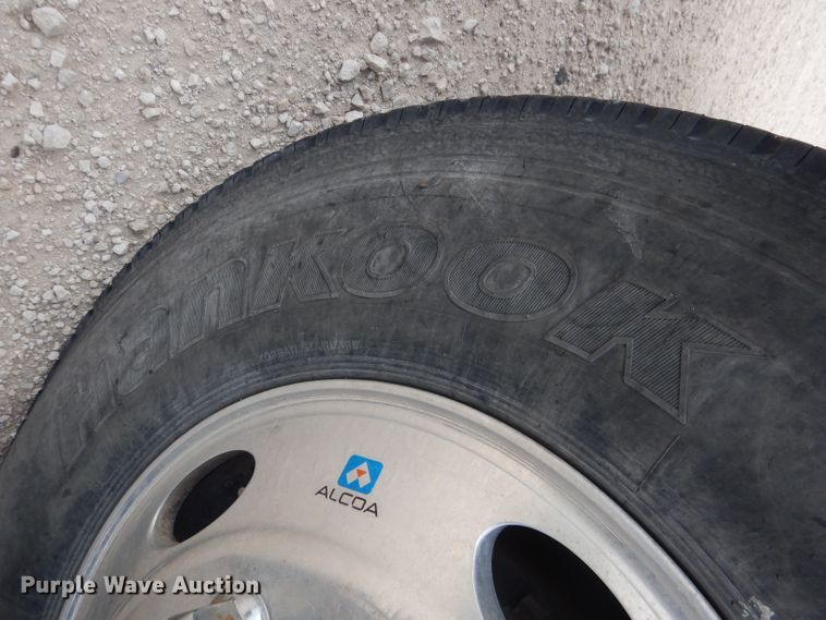 image for item DG5820 1998 Ford L8513 truck cab and chassis