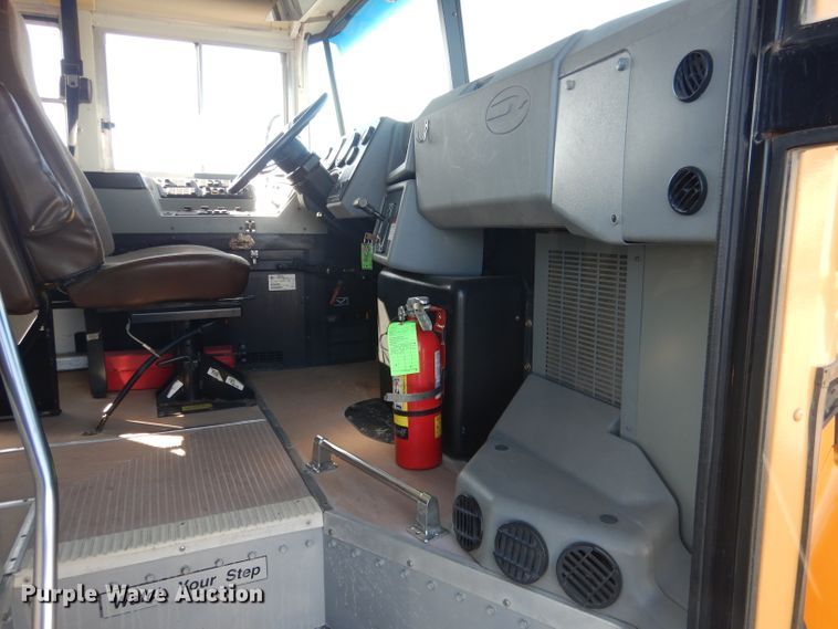 image for item DG5847 2007 Blue Bird Vision school bus