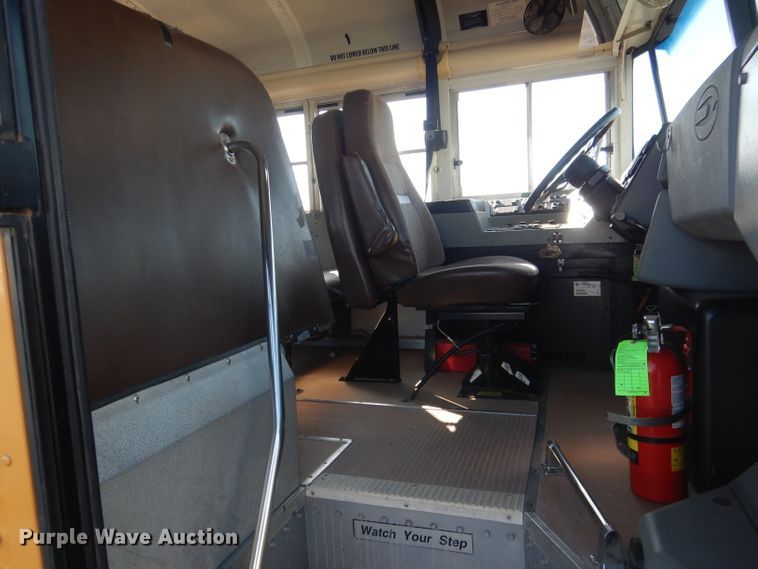 image for item DG5847 2007 Blue Bird Vision school bus