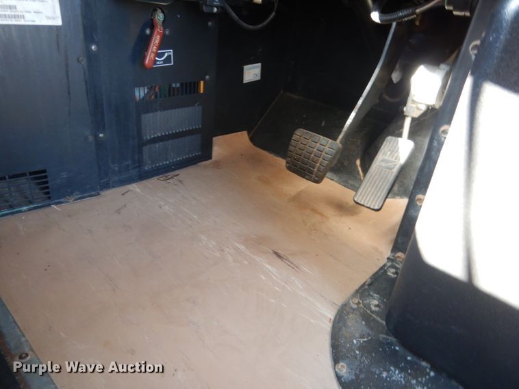 image for item DG5847 2007 Blue Bird Vision school bus