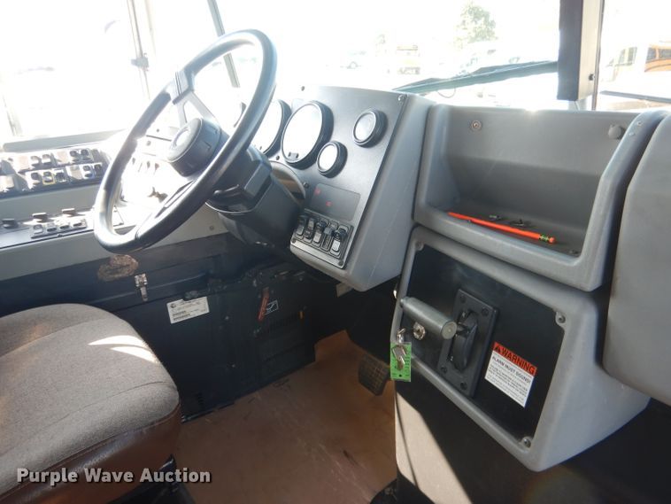 image for item DG5847 2007 Blue Bird Vision school bus