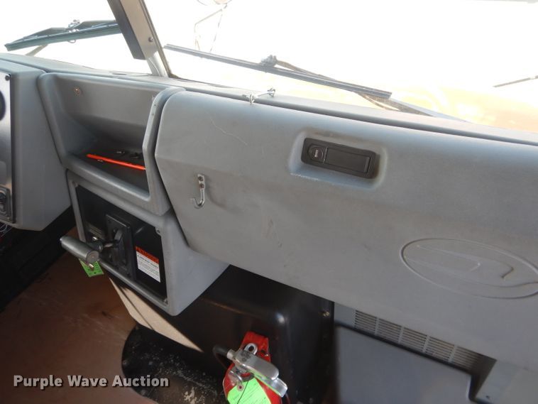 image for item DG5847 2007 Blue Bird Vision school bus