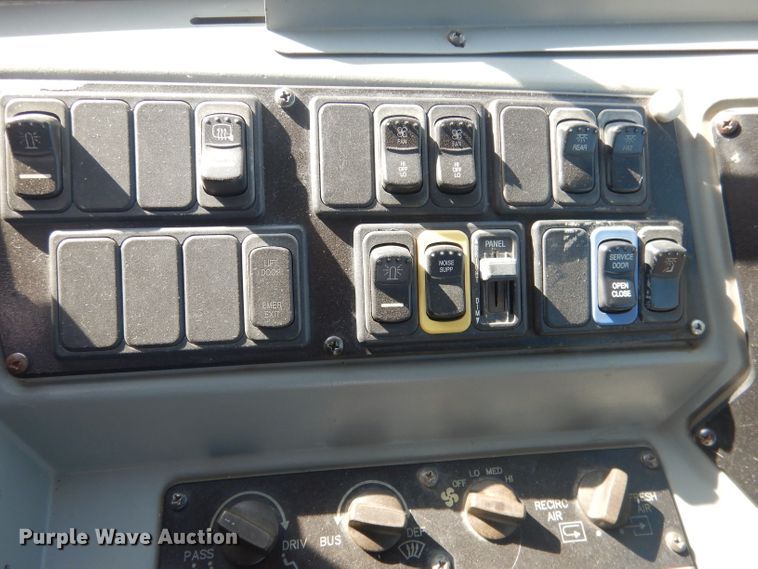 image for item DG5847 2007 Blue Bird Vision school bus