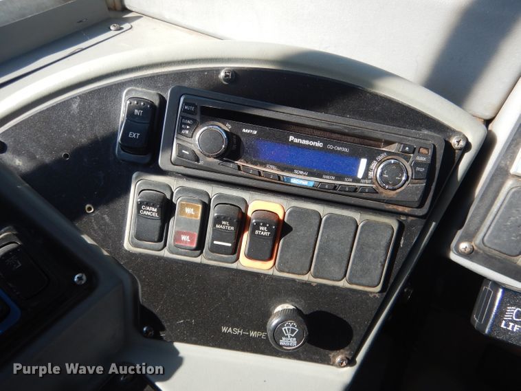 image for item DG5847 2007 Blue Bird Vision school bus