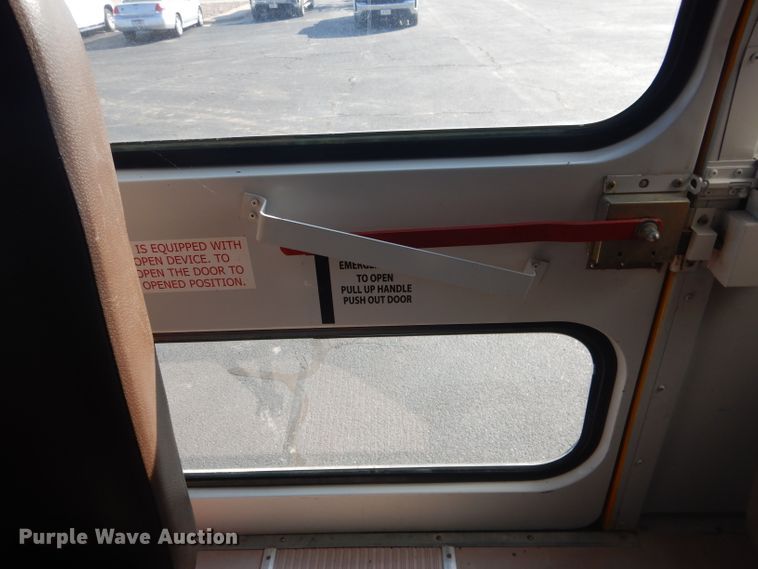 image for item DG5847 2007 Blue Bird Vision school bus