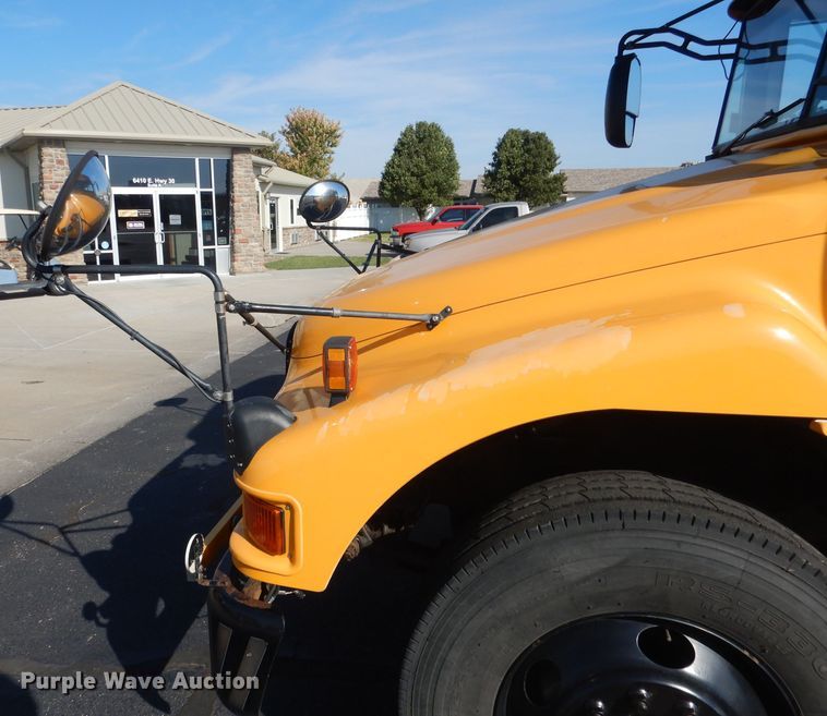 image for item DG5847 2007 Blue Bird Vision school bus