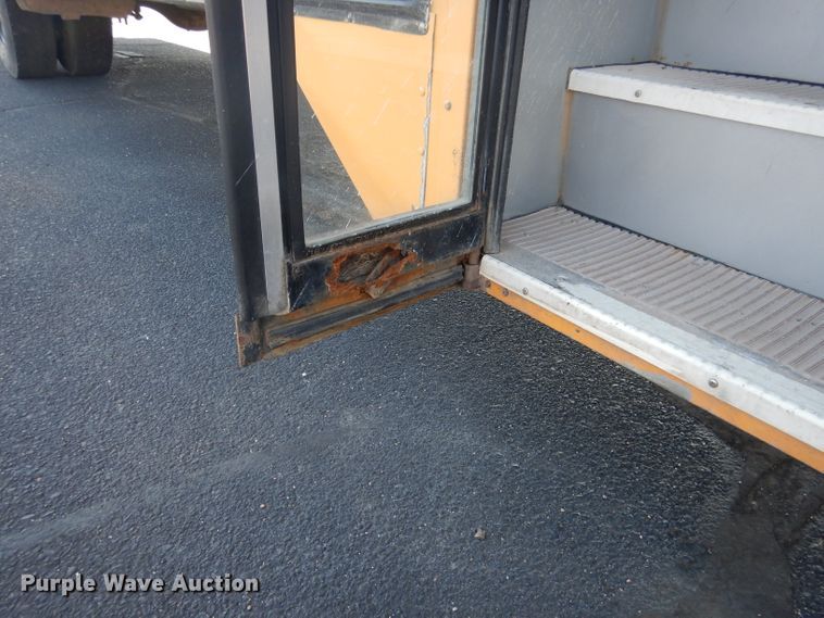 image for item DG5847 2007 Blue Bird Vision school bus