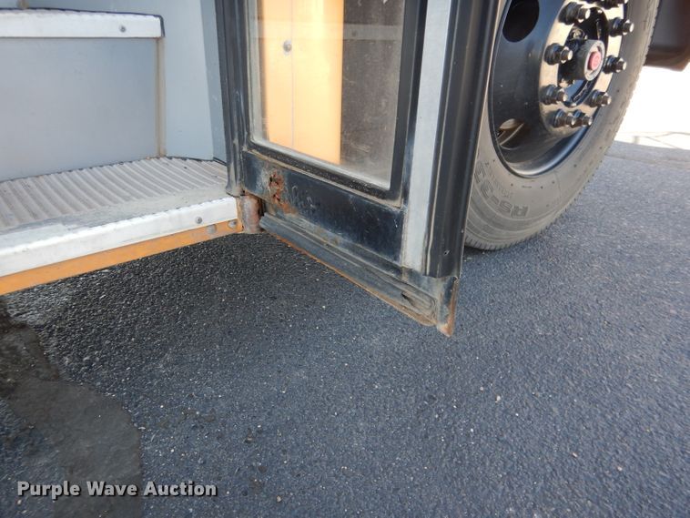 image for item DG5847 2007 Blue Bird Vision school bus