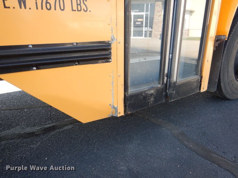 image for item DG5847 2007 Blue Bird Vision school bus