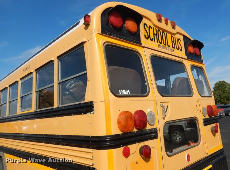 image for item DG5847 2007 Blue Bird Vision school bus