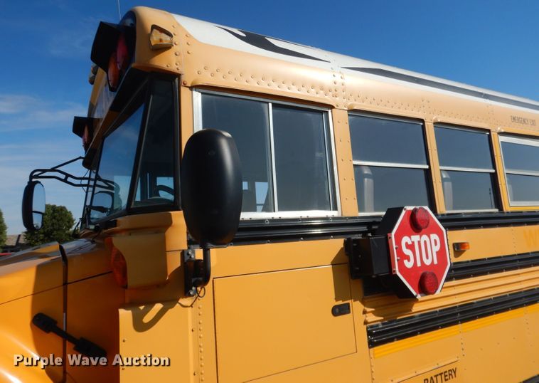 image for item DG5847 2007 Blue Bird Vision school bus
