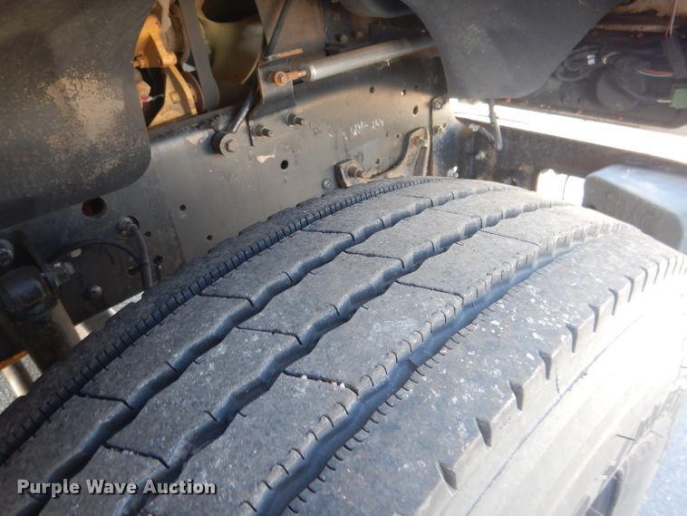 image for item DG5847 2007 Blue Bird Vision school bus