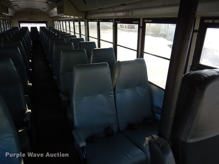 image for item DG5855 2002 Thomas Built Saf-T-Liner MVP ER bus