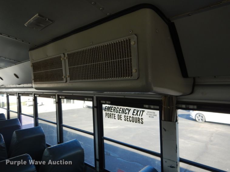 image for item DG5855 2002 Thomas Built Saf-T-Liner MVP ER bus