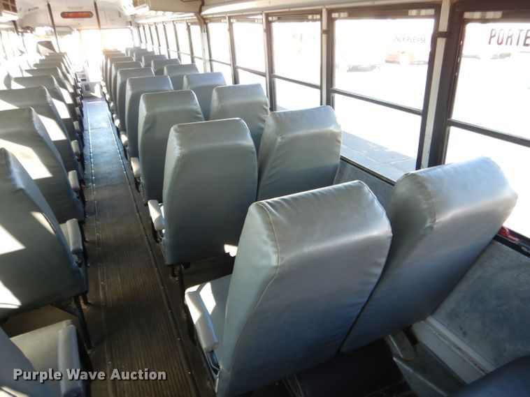 image for item DG5855 2002 Thomas Built Saf-T-Liner MVP ER bus