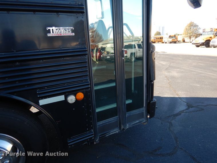 image for item DG5855 2002 Thomas Built Saf-T-Liner MVP ER bus