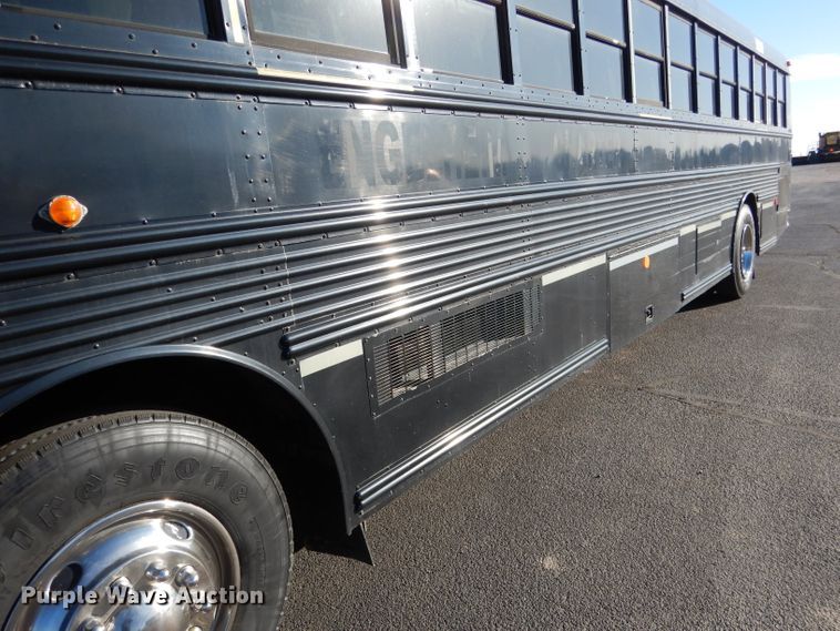 image for item DG5855 2002 Thomas Built Saf-T-Liner MVP ER bus