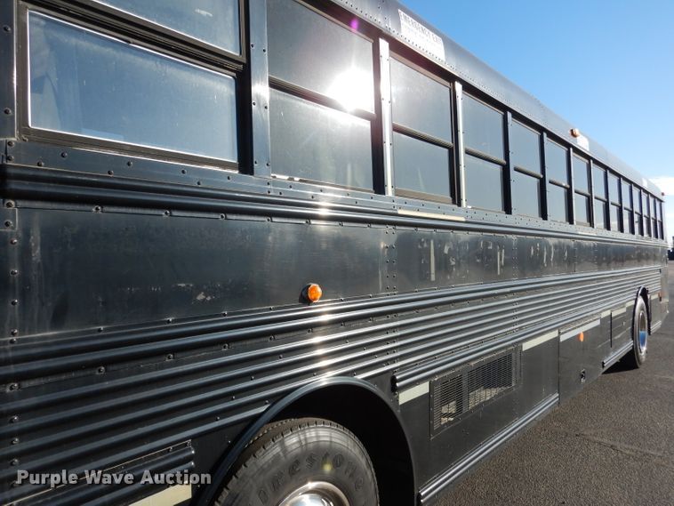 image for item DG5855 2002 Thomas Built Saf-T-Liner MVP ER bus