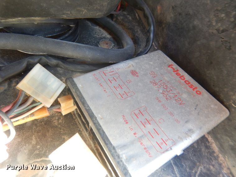 image for item DG5855 2002 Thomas Built Saf-T-Liner MVP ER bus