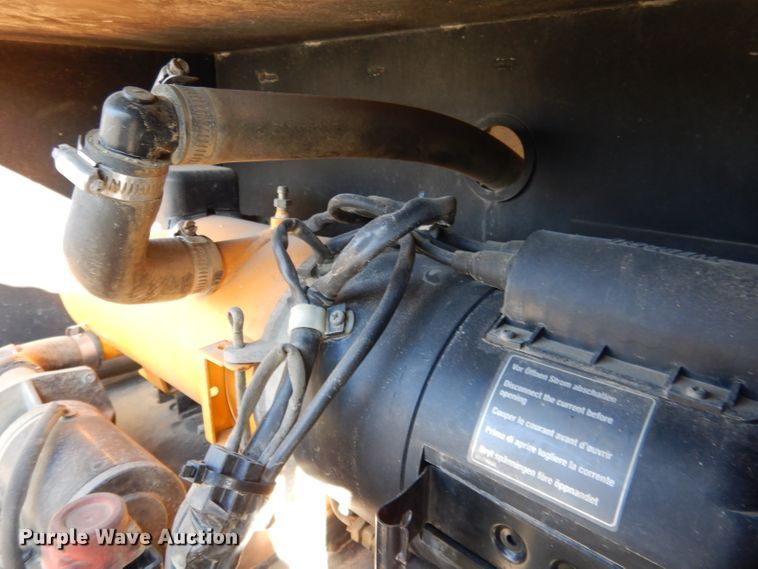 image for item DG5855 2002 Thomas Built Saf-T-Liner MVP ER bus