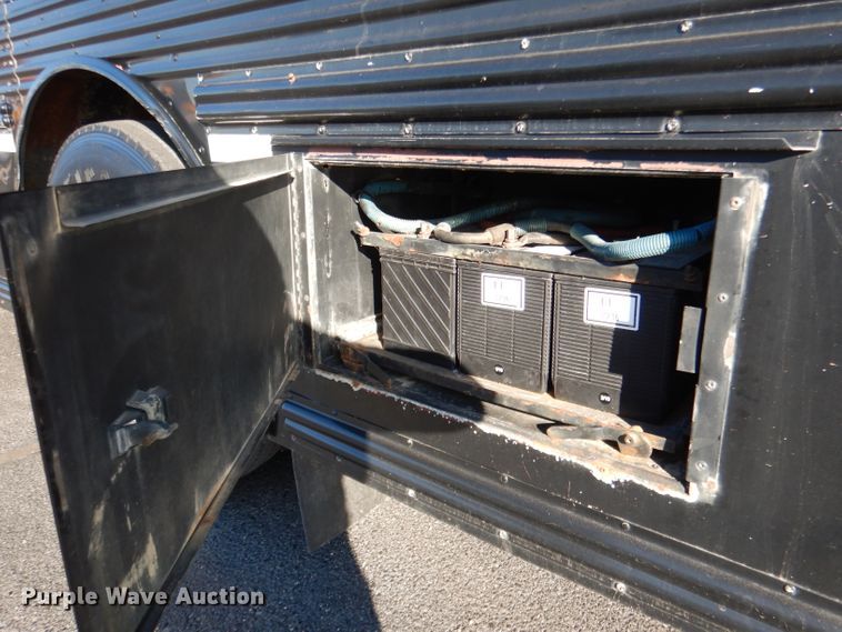 image for item DG5855 2002 Thomas Built Saf-T-Liner MVP ER bus