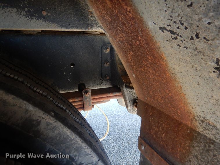 image for item DG5855 2002 Thomas Built Saf-T-Liner MVP ER bus