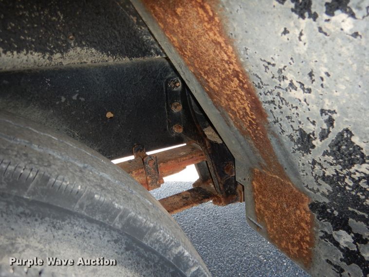 image for item DG5855 2002 Thomas Built Saf-T-Liner MVP ER bus