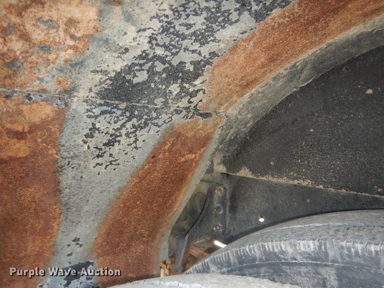 image for item DG5855 2002 Thomas Built Saf-T-Liner MVP ER bus