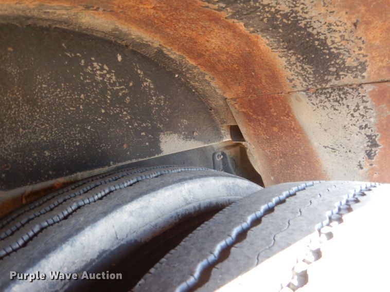 image for item DG5855 2002 Thomas Built Saf-T-Liner MVP ER bus