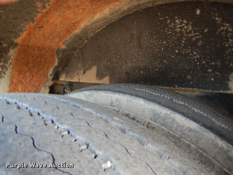 image for item DG5855 2002 Thomas Built Saf-T-Liner MVP ER bus