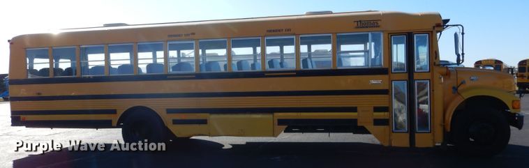 image for item DG5856 1999 International 3800 school bus
