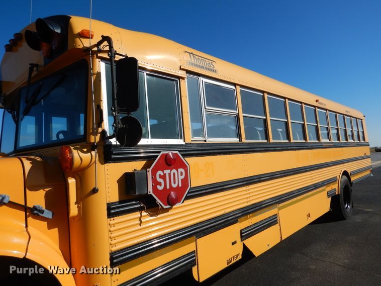 image for item DG5856 1999 International 3800 school bus