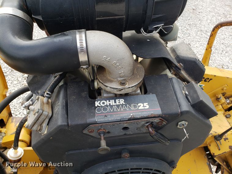 image for item DG8757 Vermeer SC252 stump grinder