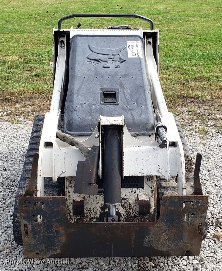 image for item DG8762 2009 Bobcat MT55 compact utility loader