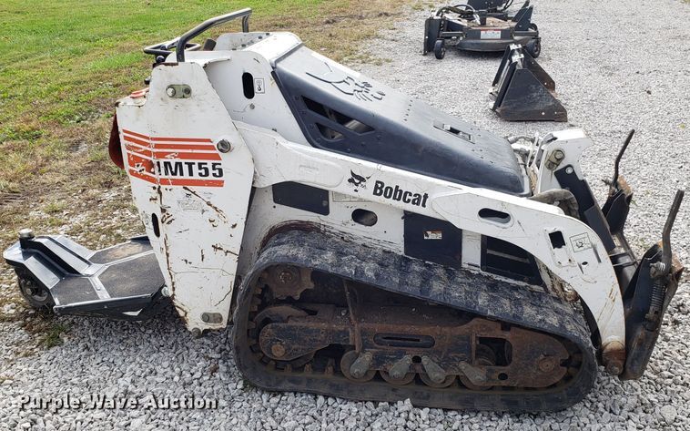 image for item DG8762 2009 Bobcat MT55 compact utility loader