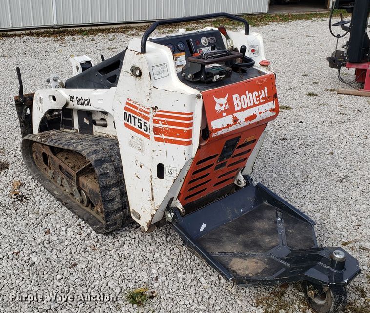 image for item DG8762 2009 Bobcat MT55 compact utility loader