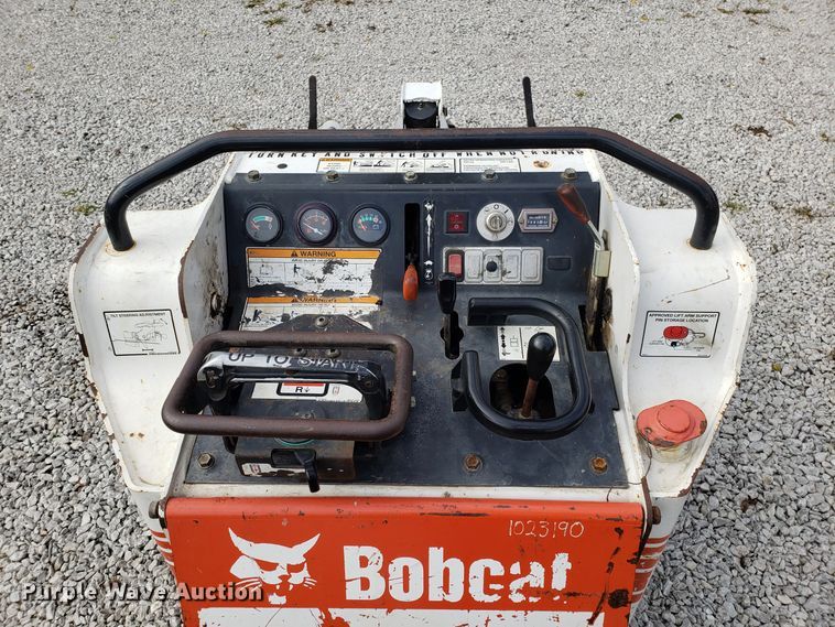 image for item DG8762 2009 Bobcat MT55 compact utility loader