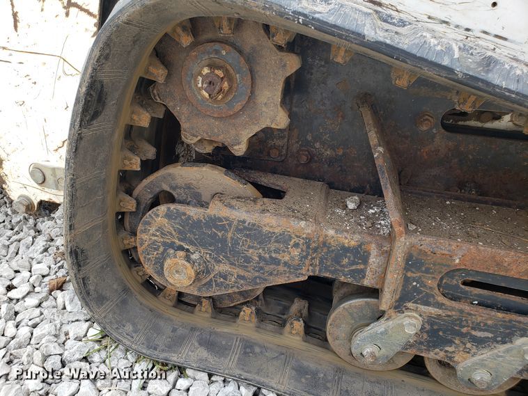 image for item DG8762 2009 Bobcat MT55 compact utility loader