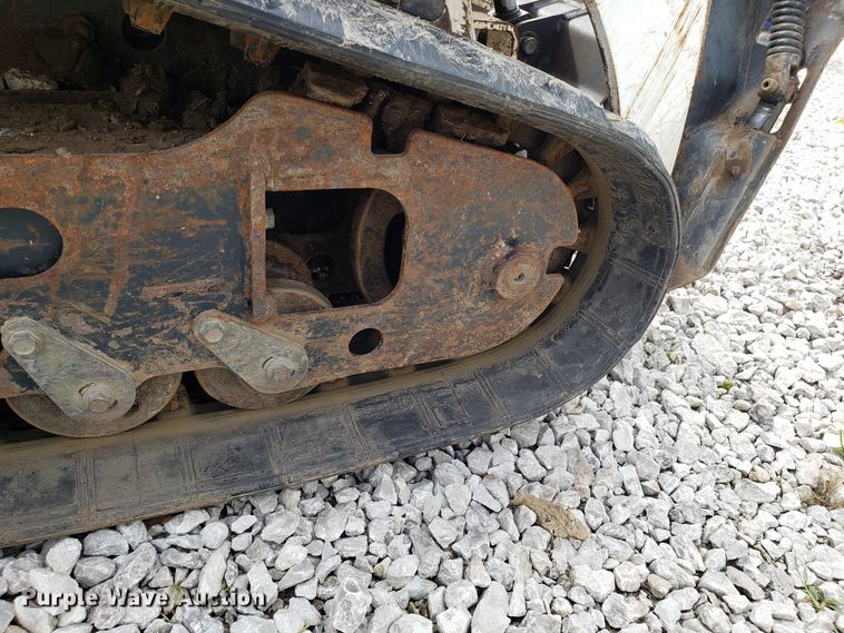 image for item DG8762 2009 Bobcat MT55 compact utility loader