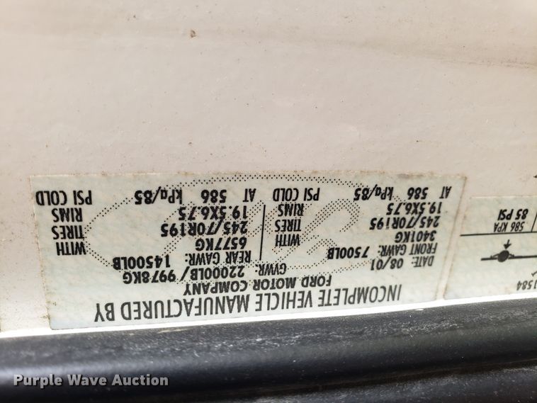 image for item DG8787 2002 Ford Cruise Master RV