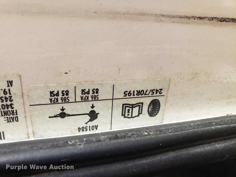 image for item DG8787 2002 Ford Cruise Master RV