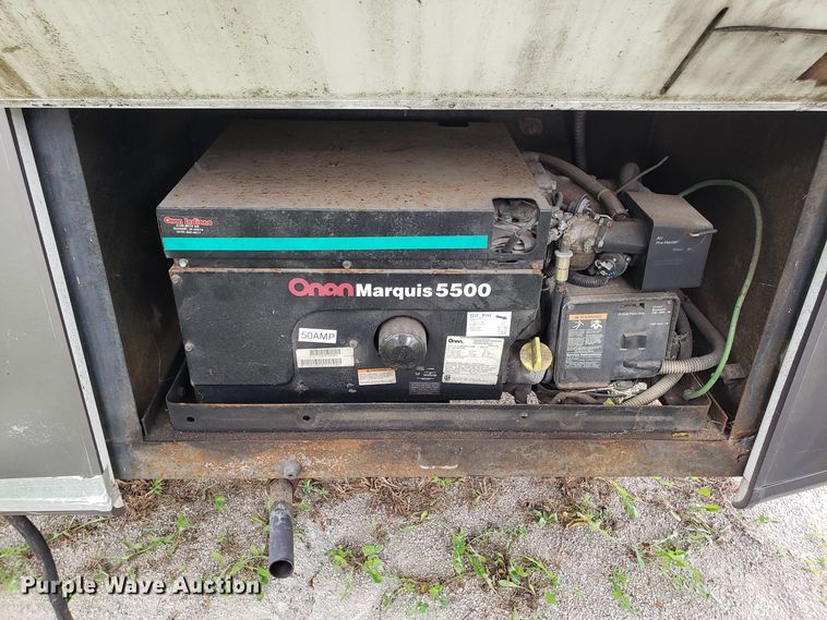 image for item DG8787 2002 Ford Cruise Master RV