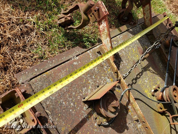 image for item DG8829 Allis Chalmers tractor